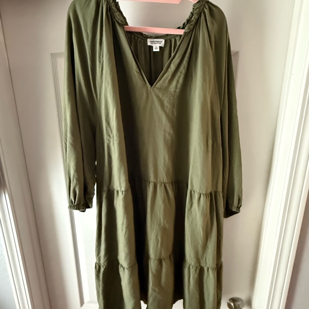 Elegant Olive Green Women's Dress